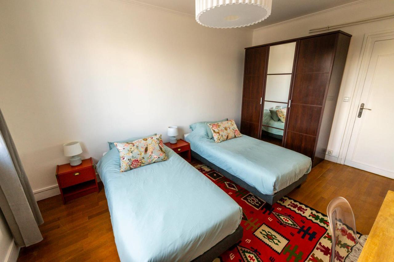 Appartement Rousseau - Centre Ville 5 Minutes Gare Tours Exterior foto